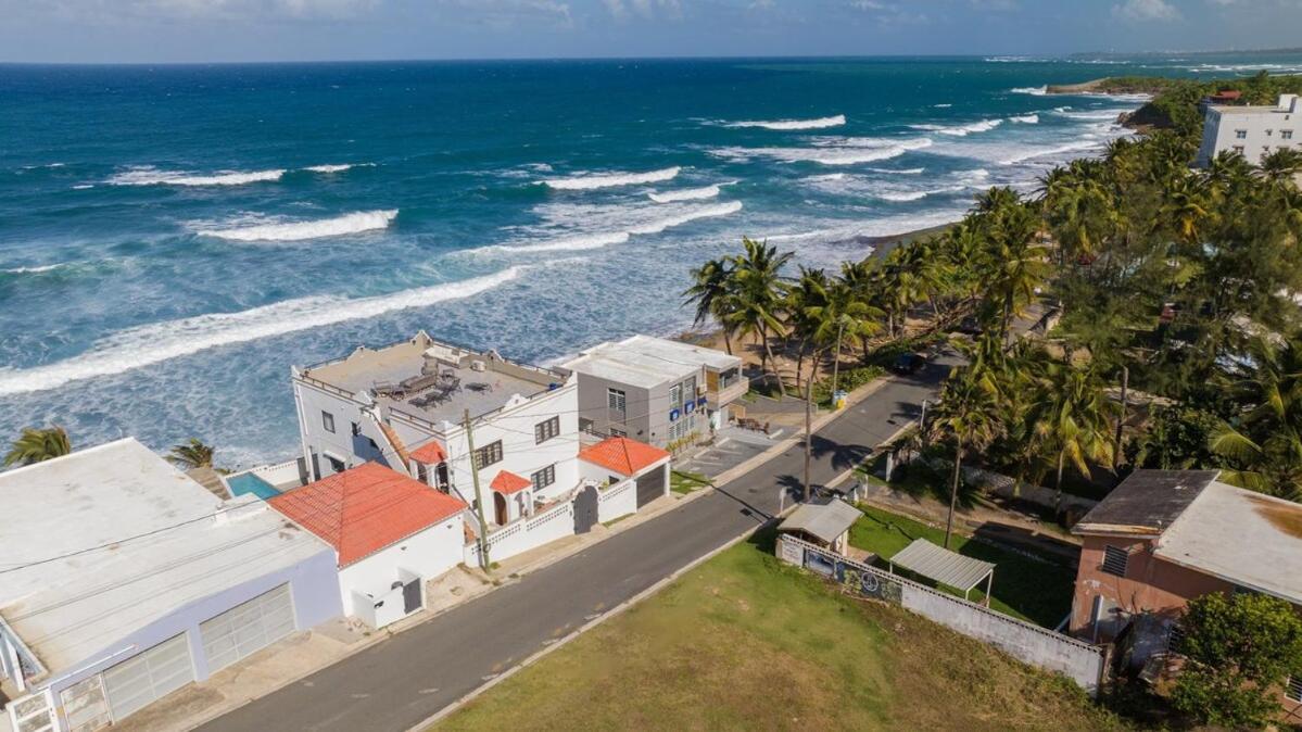 4 Bedroom Kikita Beach Villa Oceanfront W Pool Dorado Extérieur photo